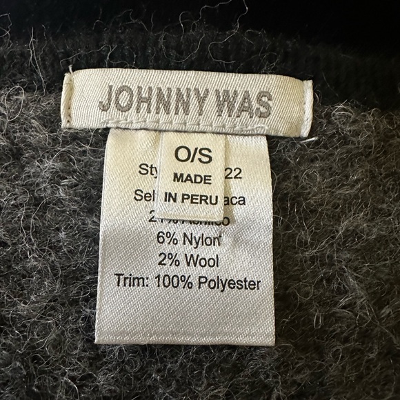 Johnny Was Riley Alpaca Cape wrap - Picture 7 of 7